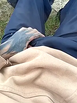 Cuervo maniaco online show from 11-12-25, 05:06