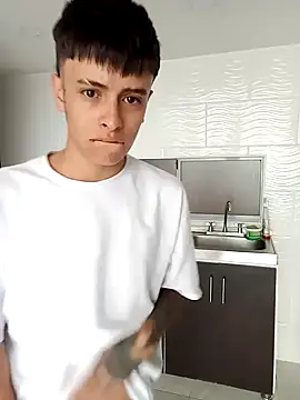 Snapshot of Cuervo_maniaco chatting on 12-06-24, 01:38 Cuervo maniaco online show from 12-06-24, 01:38