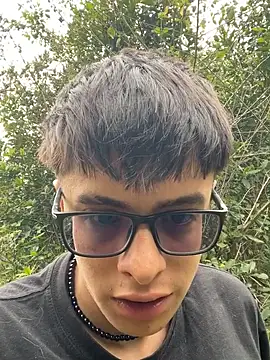 Snapshot of Cuervo_maniaco chatting on 10-09-25, 05:13 Cuervo maniaco online show from 10-09-25, 05:13