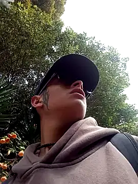 Snapshot of Cuervo_maniaco chatting on 02-14-25, 03:36 Cuervo maniaco online show from 02-14-25, 03:36