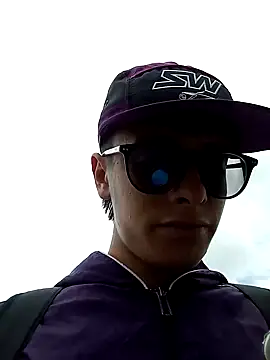 Snapshot of Cuervo_maniaco chatting on 01-05-25, 05:51 Cuervo maniaco online show from 01-05-25, 05:51