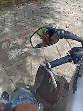 Snapshot of Cuervo_maniaco chatting on 10-28-25, 04:06 Cuervo maniaco online show from 10-28-25, 04:06