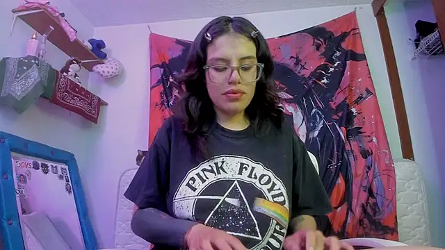 Lucyfx666 online show from 06-02-26, 04:23