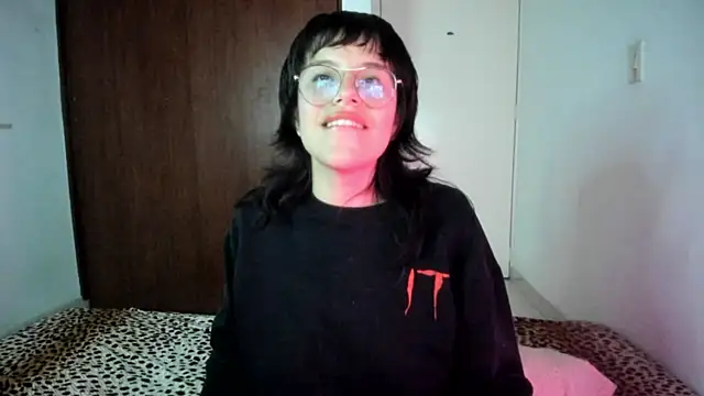 Snapshot of Lucyfx666 chatting on 09-30-25, 05:24 Lucyfx666 online show from 09-30-25, 05:24