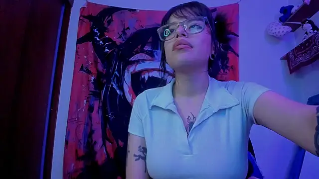 Lucyfx666 online show from 06-09-26, 05:52