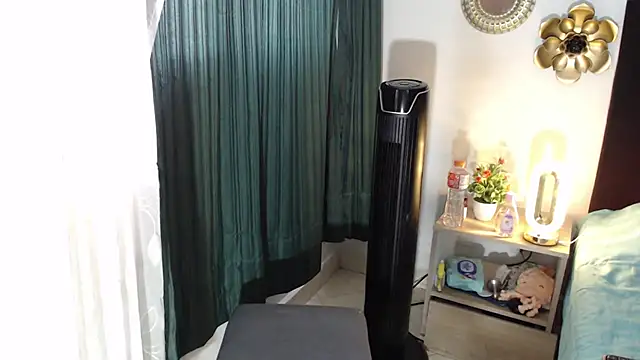 Snapshot of TatianaMonteross chatting on 02-17-26, 09:12 TatianaMonteross online show from 02-17-26, 09:12