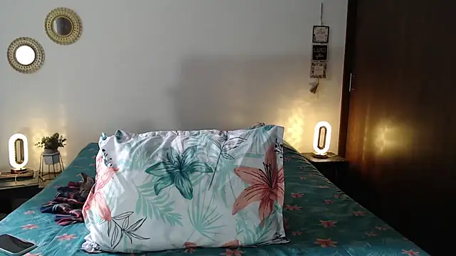 TatianaMonteross online show from 09-26-25, 08:59