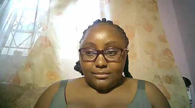 Queenxqu online show from 02-20-25, 05:23