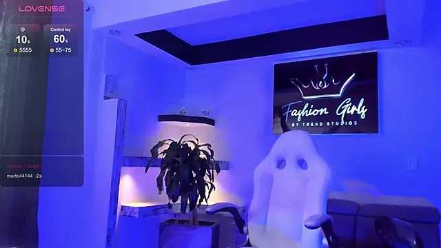 TifanyWhite  online show from 02-13-25, 08:03