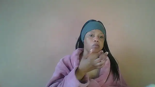 NAUGHTYSHALOTXX online show from 06-04-26, 09:25