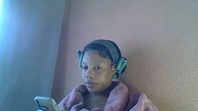 NAUGHTYSHALOTXX online show from 06-17-26, 10:58