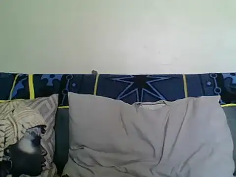 Snapshot of NAUGHTYSHALOTXX chatting on 03-21-25, 10:28 NAUGHTYSHALOTXX online show from 03-21-25, 10:28
