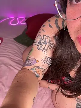 Mizztikaa online show from 06-16-26, 07:58