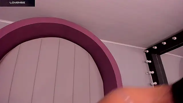 morganlake  online show from 11-13-25, 03:43