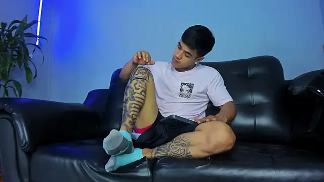 Rob saenz  online show from 09-18-25, 02:09