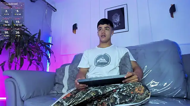 Rob saenz  online show from 01-09-26, 02:24