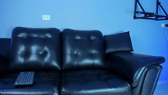 Rob saenz  online show from 03-18-25, 01:01