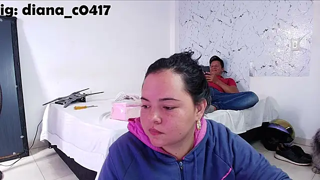 Snapshot of leoytessa_10 chatting on 11-06-25, 01:04 leoytessa 10 online show from 11-06-25, 01:04