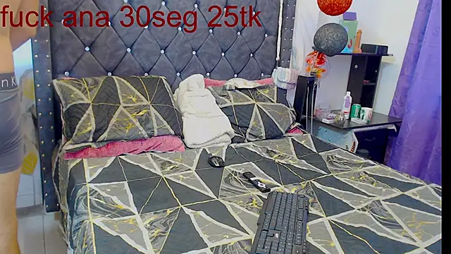 Snapshot of leoytessa_10 chatting on 03-12-25, 03:18 leoytessa 10 online show from 03-12-25, 03:18