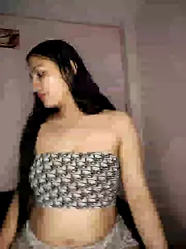Snapshot of Nahiara_velez chatting on 03-15-25, 02:56 Nahiara velez online show from 03-15-25, 02:56