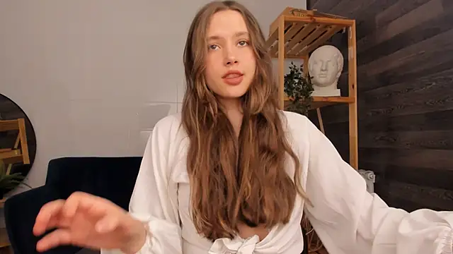 MaryannSoftt online show from 11-25-25, 04:18