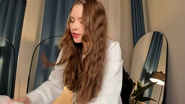 MaryannSoftt online show from 10-05-25, 04:09