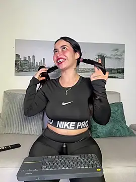 SophieRoyals online show from 04-11-26, 12:31