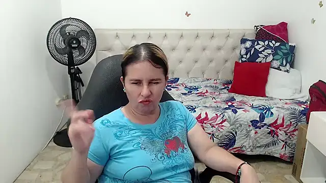 victoria jones online show from 04-02-26, 02:02