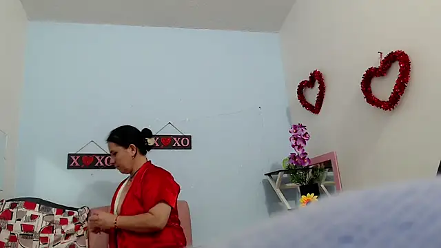 victoria jones online show from 10-25-25, 12:39