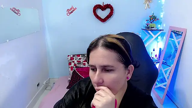 victoria jones online show from 02-19-26, 02:47