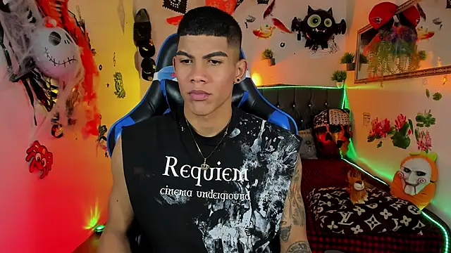 Damian latinxxx online show from 10-31-25, 03:03