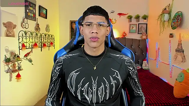 Damian latinxxx online show from 01-07-26, 03:00