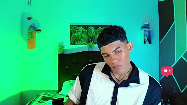 Snapshot of Damian_latinxxx chatting on 03-09-25, 12:20 Damian latinxxx online show from 03-09-25, 12:20