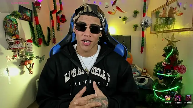 Damian latinxxx online show from 12-20-25, 03:09