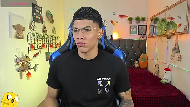 Damian latinxxx online show from 01-10-26, 03:02