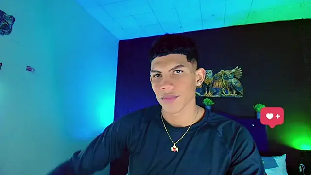 Snapshot of Damian_latinxxx chatting on 02-28-25, 03:15 Damian latinxxx online show from 02-28-25, 03:15