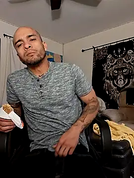 Snapshot of JohnnyDeep187 chatting on 11-17-25, 09:13 JohnnyDeep187 online show from 11-17-25, 09:13