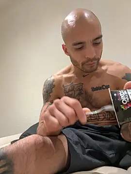 Snapshot of JohnnyDeep187 chatting on 09-29-25, 09:38 JohnnyDeep187 online show from 09-29-25, 09:38