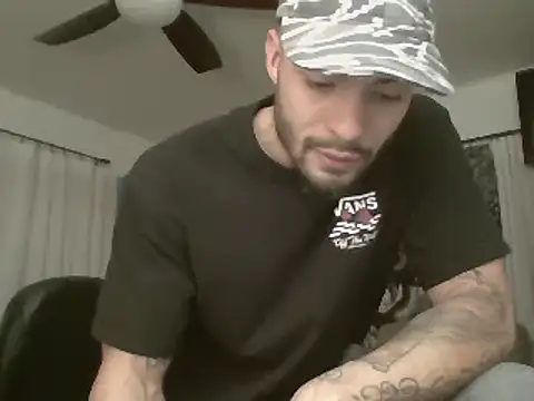 Snapshot of JohnnyDeep187 chatting on 01-08-25, 07:45 JohnnyDeep187 online show from 01-08-25, 07:45