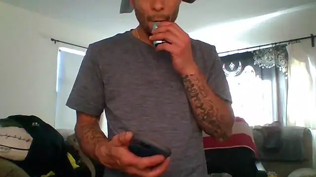 Snapshot of JohnnyDeep187 chatting on 02-06-26, 09:11 JohnnyDeep187 online show from 02-06-26, 09:11