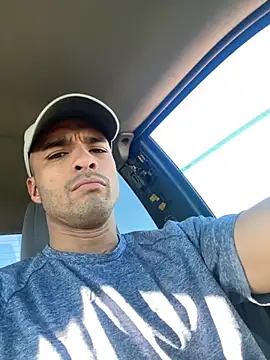 Snapshot of JohnnyDeep187 chatting on 09-24-25, 03:07 JohnnyDeep187 online show from 09-24-25, 03:07