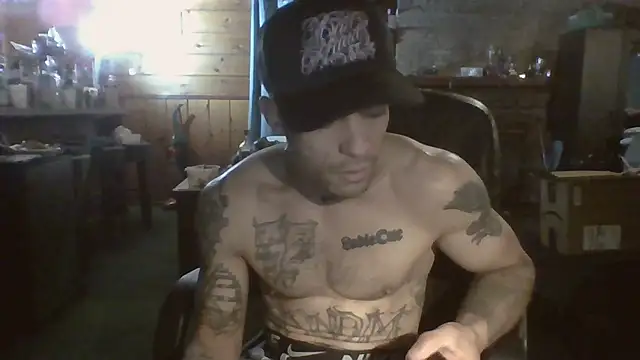 Snapshot of JohnnyDeep187 chatting on 03-12-26, 06:50 JohnnyDeep187 online show from 03-12-26, 06:50