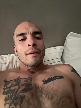 JohnnyDeep187 online show from 06-12-26, 07:50