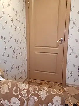 IsabellaBoni online show from 12-18-25, 07:02