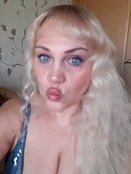 IsabellaBoni online show from 03-14-26, 07:03