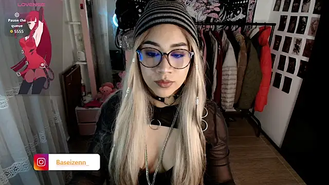 exodiakinky2 online show from 03-03-26, 04:19