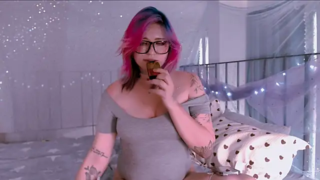 candy lina online show from 06-10-26, 08:48