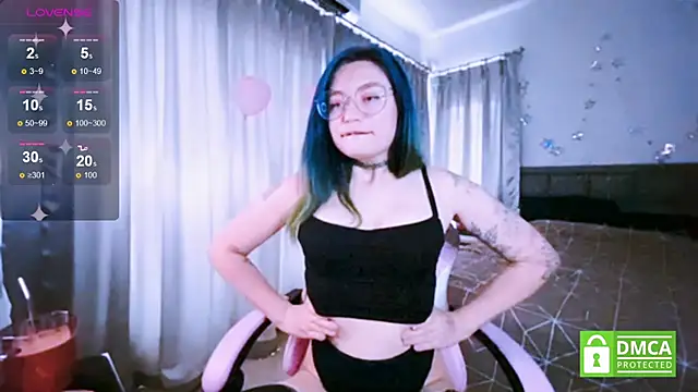 Snapshot of candy_lina chatting on 02-25-25, 05:19 candy lina online show from 02-25-25, 05:19
