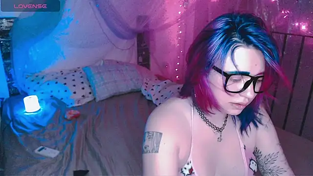 candy lina online show from 05-12-26, 08:26