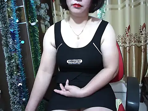 Mama-BigPussy online show from 05-18-26, 11:42